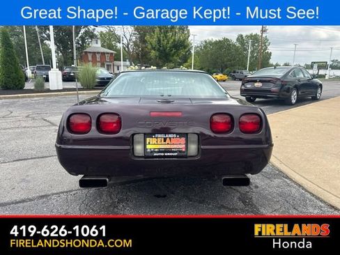 Used 1994 Chevrolet Corvette Coupe RWD image 4