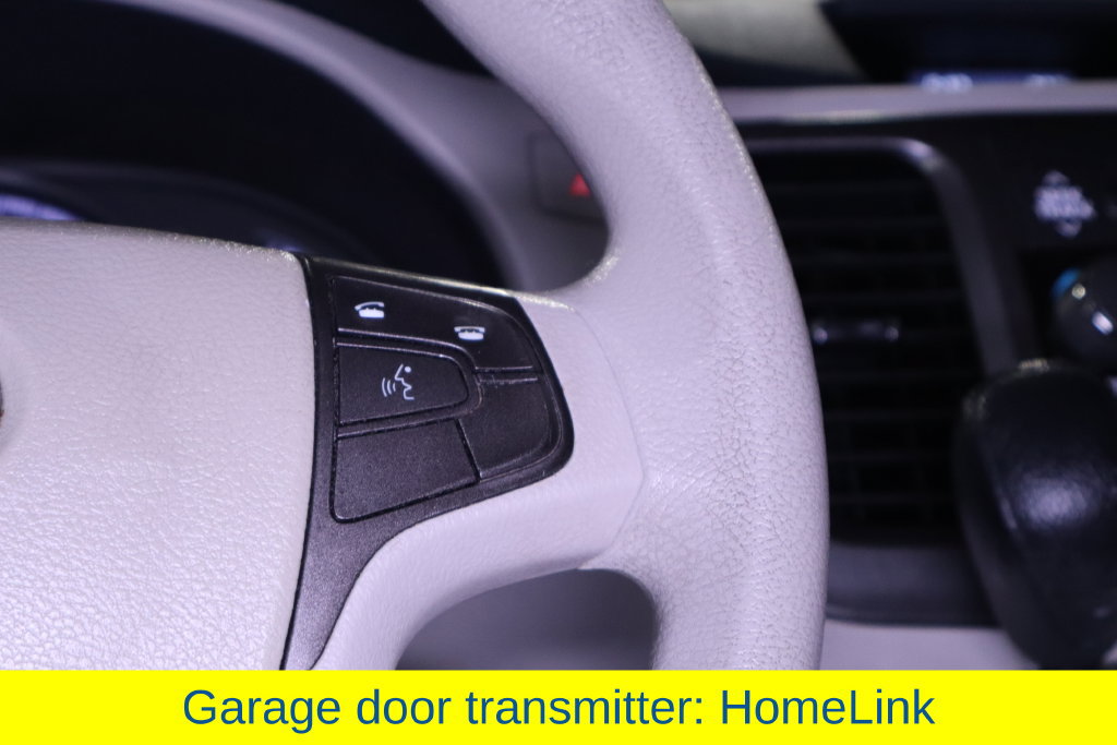 Used 2012 Toyota Sienna LE FWD image 18