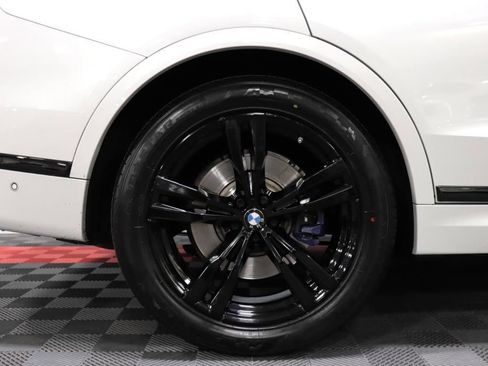 Used 2021 BMW X7 xDrive40i w/ M Sport Package image 86