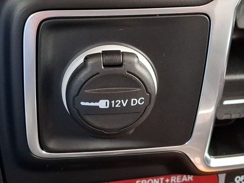 Used 2021 Jeep Wrangler Unlimited Rubicon w/ LED Lighting Group AWD/4WD image 23