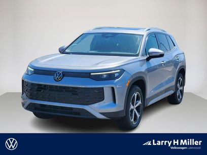 New 2025 Volkswagen Tiguan SE