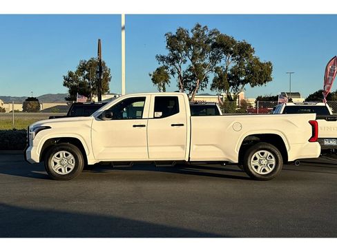 New 2026 Toyota Tundra SR image 7