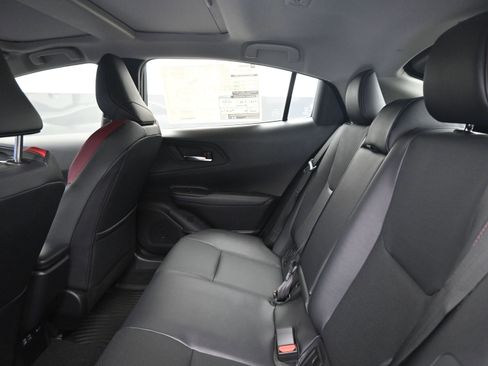 New 2025 Toyota Prius Plug-In Hybrid image 15