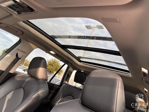 Used 2024 Toyota Grand Highlander XLE image 23