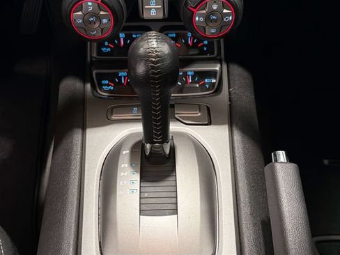Used 2010 Chevrolet Camaro SS w/ LPO, Ground Effects Package RWD image 13