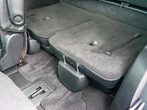 Certified 2023 Kia Sorento EX image 12