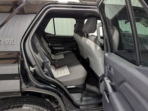 Used 2025 Toyota 4Runner TRD Sport AWD/4WD image 25
