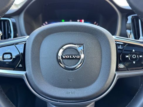 Certified 2025 Volvo S60 B5 Plus AWD/4WD image 26