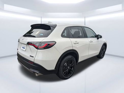New 2026 Honda HR-V Sport image 4
