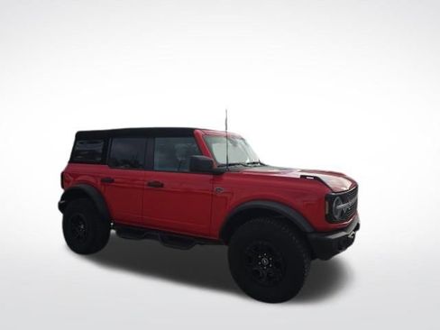 Used 2023 Ford Bronco Wildtrak image 1