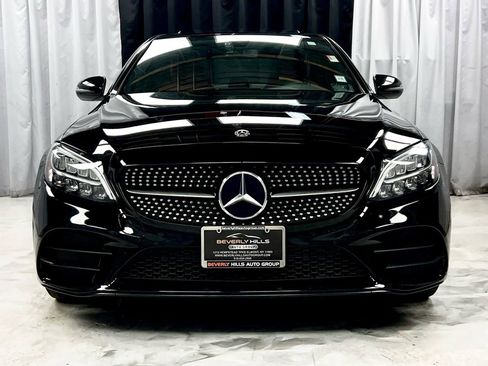 Used 2019 Mercedes-Benz C 300 4MATIC Sedan image 2