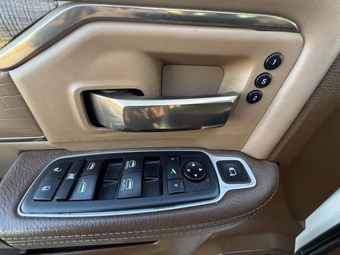 Used 2019 RAM 2500 Limited image 16