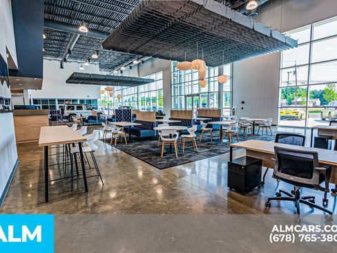 Used 2025 Chevrolet Silverado 3500 LT w/ Safety Package AWD/4WD image 40