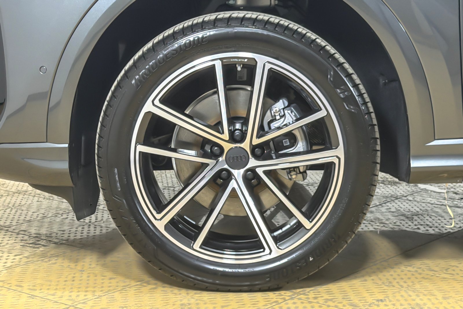 New 2026 Audi Q5 Premium Plus AWD/4WD image 24