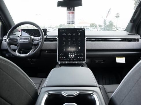 New 2026 GMC Sierra EV Elevation image 21