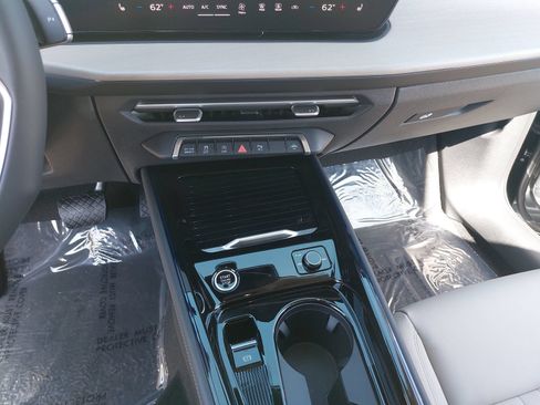 New 2026 Audi Q3 quattro 2.0T AWD/4WD image 22