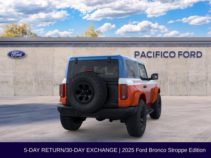 Used 2025 Ford Bronco Stroppe Edition AWD/4WD image 9