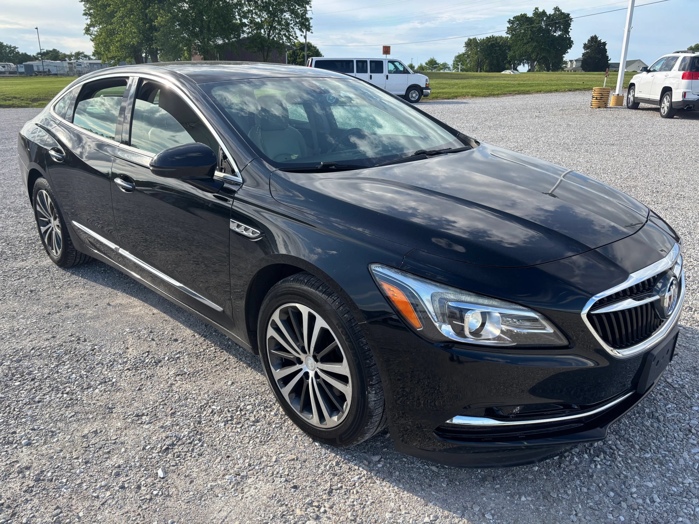 Used 2017 Buick LaCrosse Preferred FWD image 1