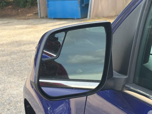 Used 2017 Chevrolet Colorado LT image 13