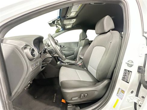 Used 2021 Hyundai Kona Night image 17