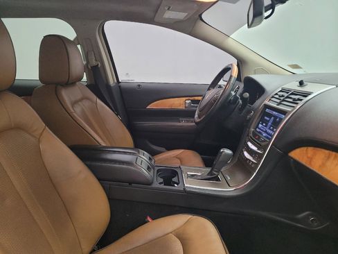 Used 2013 Lincoln MKX AWD image 21