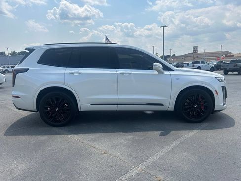 Used 2023 Cadillac XT6 Sport w/ LPO, ONYX Package AWD/4WD image 8