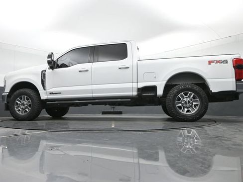 Used 2024 Ford F250 Lariat w/ FX4 Off-Road Package AWD/4WD image 11