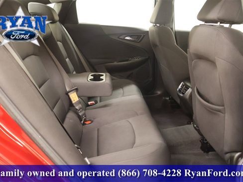 Used 2024 Chevrolet Malibu LT image 14