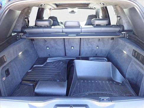 Used 2022 BMW X5 M w/ Executive Package image 8