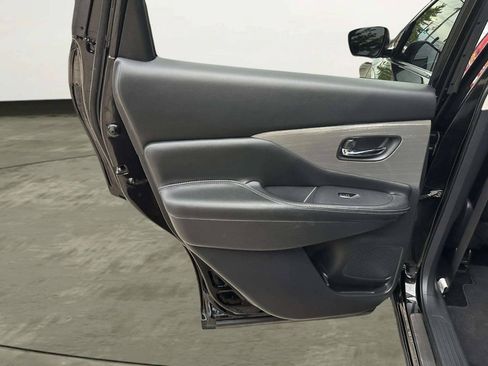 Used 2018 Nissan Murano SL w/ Midnight Edition Package AWD/4WD image 13