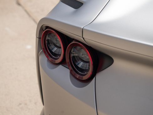 Used 2022 Ferrari 812 GTS RWD image 19