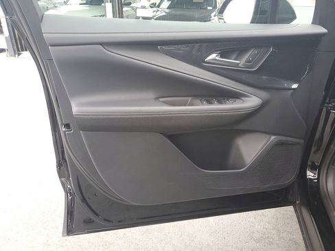 Used 2026 Chevrolet Blazer EV LT w/ Midnight/Sport Edition image 18