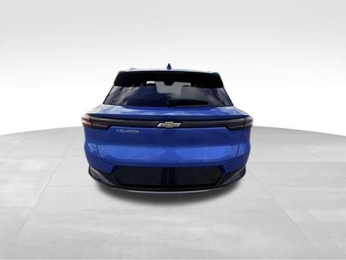 Certified 2025 Chevrolet Equinox EV LT image 5