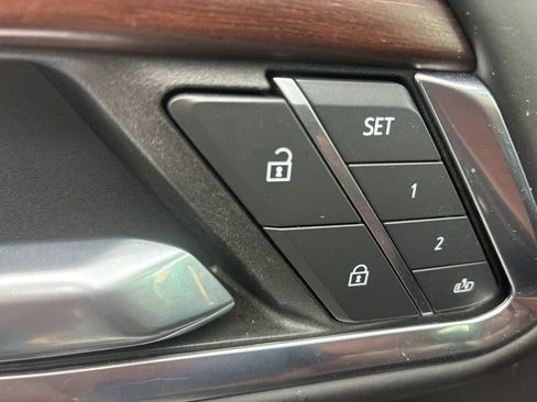 Used 2023 GMC Sierra 1500 Denali Ultimate image 11