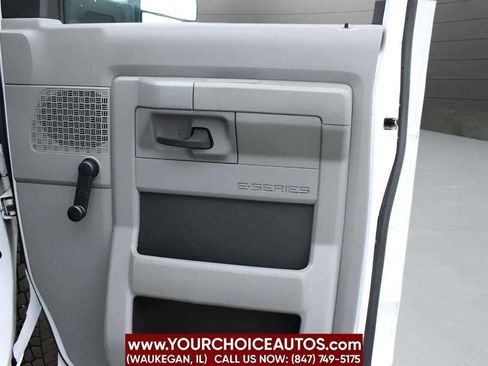 Used 2014 Ford E-350 and Econoline 350 Super Duty image 18