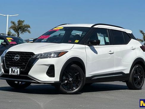 Used 2024 Nissan Kicks SR w/ SR Premium Package image 8