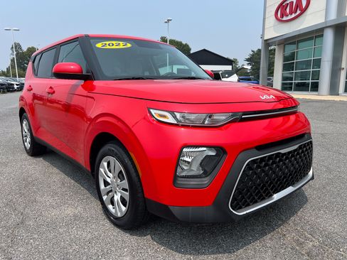 Used 2022 Kia Soul LX FWD image 9