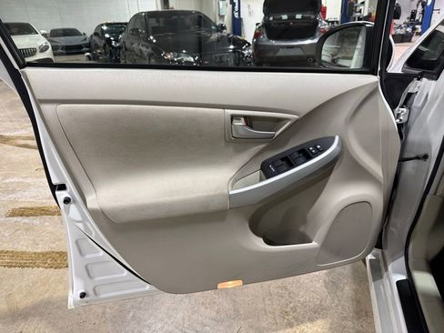Used 2014 Toyota Prius Three image 22