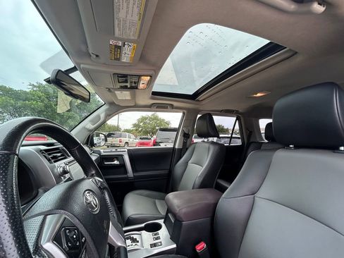Used 2018 Toyota 4Runner SR5 Premium AWD/4WD image 12