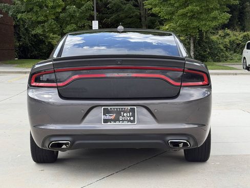 Used 2016 Dodge Charger R/T RWD image 34