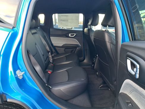 New 2026 Jeep Compass Latitude image 17