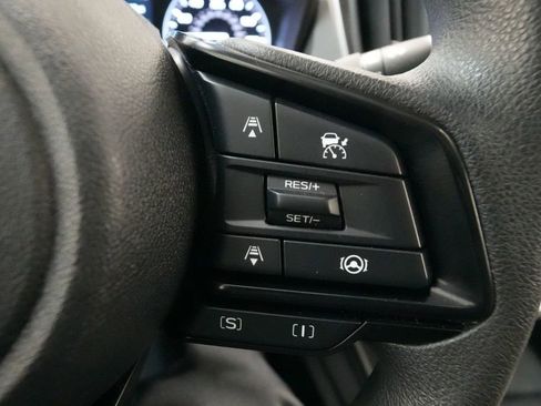 Used 2024 Subaru Crosstrek 2.0i Premium image 39