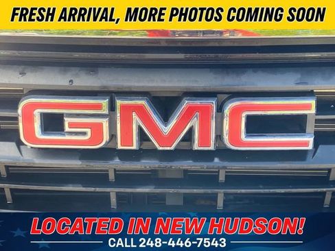 Used 2023 GMC Terrain SLE FWD image 11