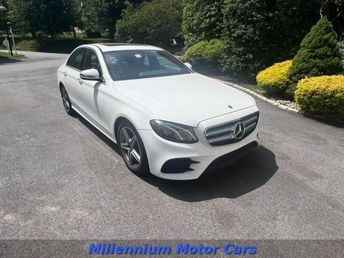 Used 2019 Mercedes-Benz E 300 4MATIC image 1