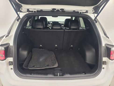 Used 2024 Jeep Compass Trailhawk image 17