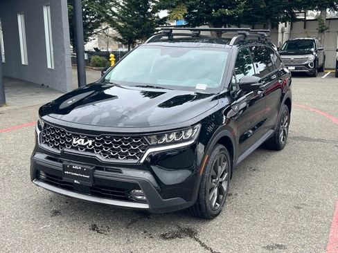 Certified 2023 Kia Sorento X-Line EX AWD/4WD image 3