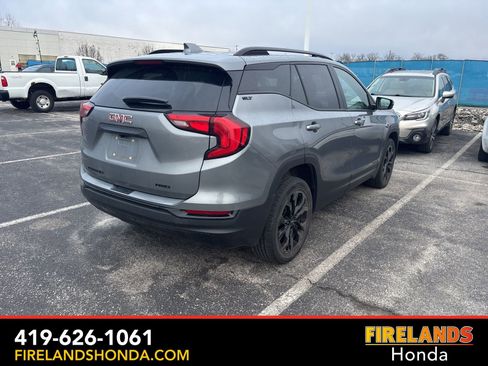 Used 2019 GMC Terrain SLT w/ Preferred Package image 17
