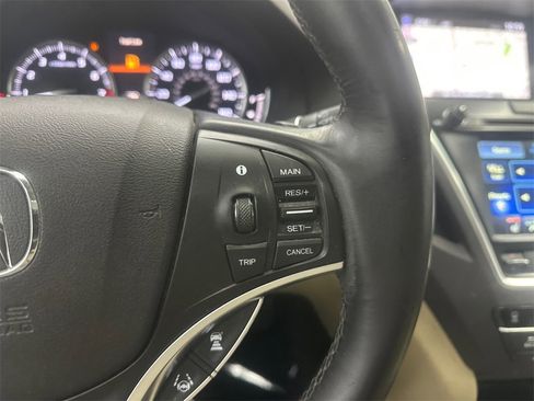 Used 2017 Acura MDX SH-AWD w/ Technology Package image 29