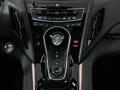 Used 2023 Acura RDX AWD w/ Advance Package image 19