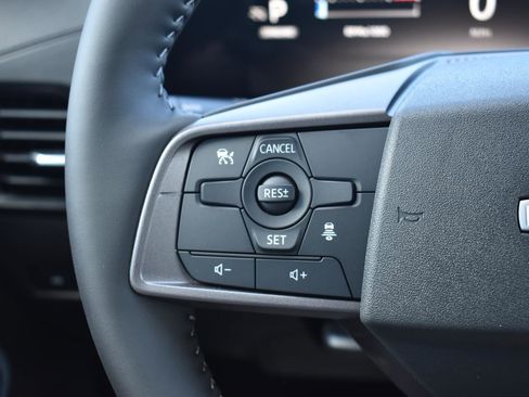 Used 2026 Nissan Sentra SV w/ SV Convenience Package FWD image 29